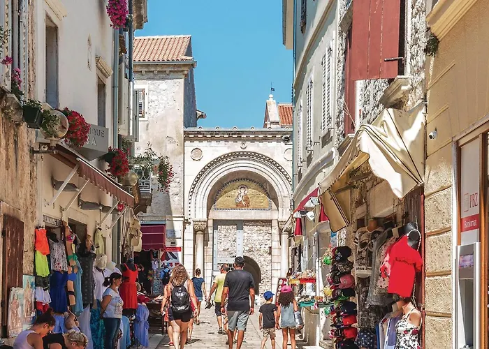 Camping Awesome Stacaravan In Tar 4*